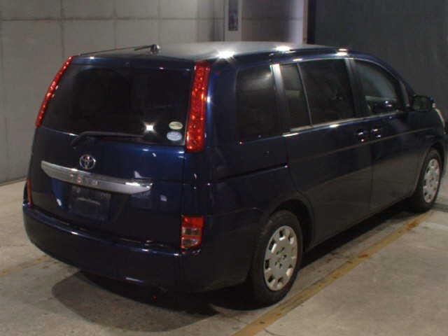TOYOTA ISIS 2009