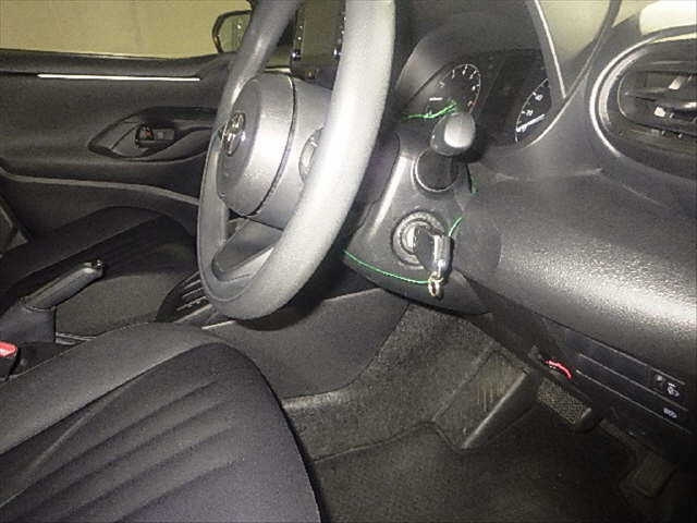 TOYOTA YARIS 2021
