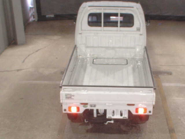 NISSAN CLIPPER TRUCK 2017