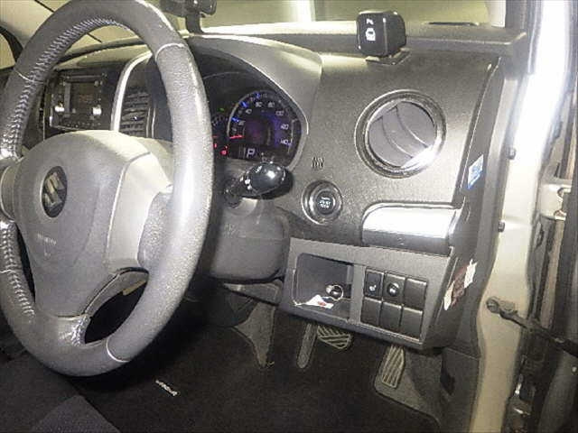 SUZUKI WAGON R 2012