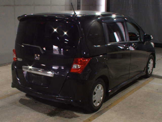 HONDA FREED 2008