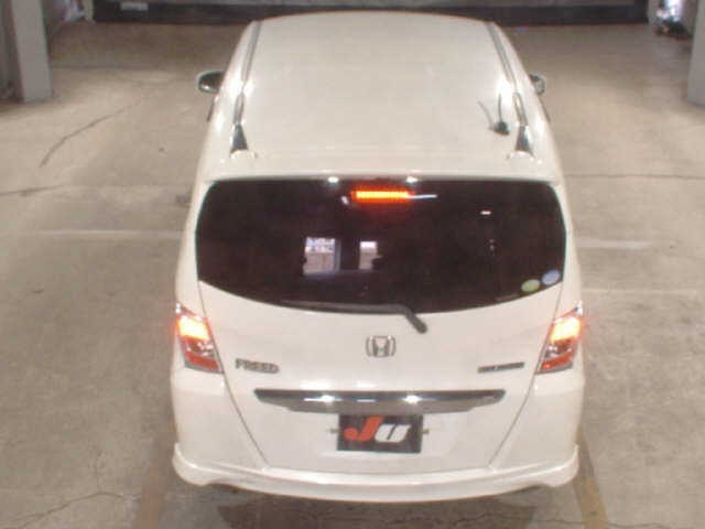 HONDA FREED 2012