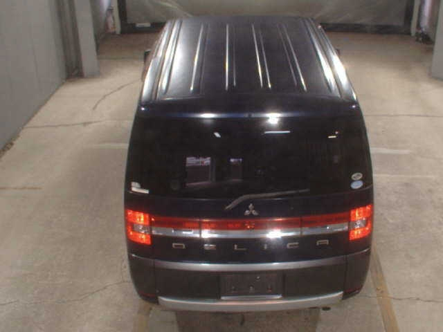 MITSUBISHI DELICA D5 2010
