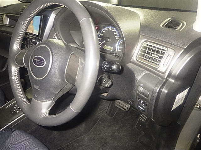 SUBARU EXIGA 2010