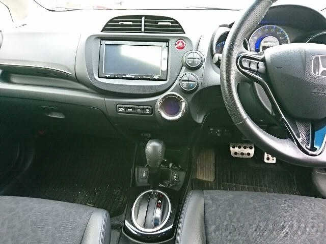 HONDA FIT SHUTTLE 2014