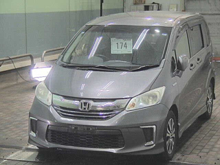 HONDA FREED 2015
