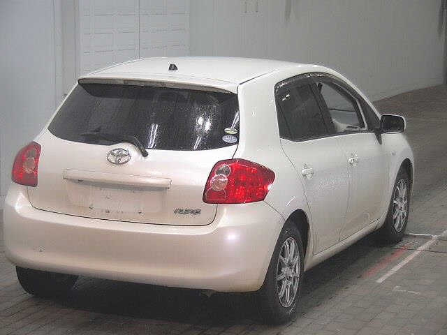 TOYOTA AURIS 2009