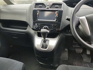 NISSAN SERENA 2012