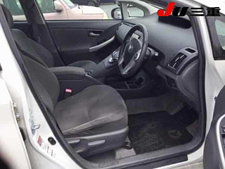 TOYOTA PRIUS 2010