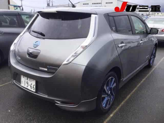 NISSAN LEAF 2017