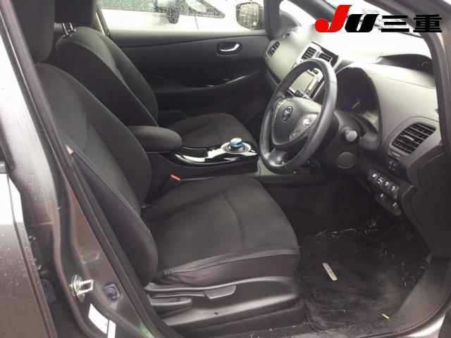 NISSAN LEAF 2017