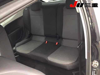 VOLKSWAGEN UP 2013