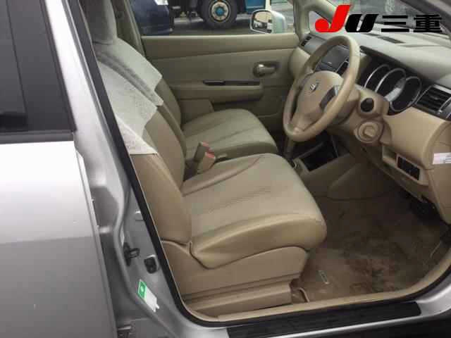NISSAN TIIDA 2008