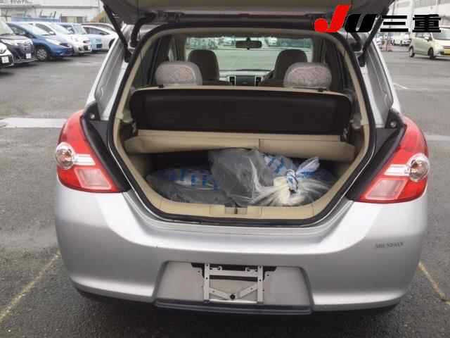 NISSAN TIIDA 2008