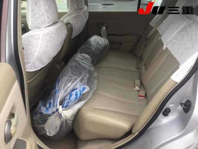 NISSAN TIIDA 2008