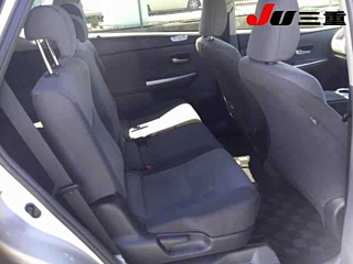 TOYOTA PRIUS ALPHA 2014