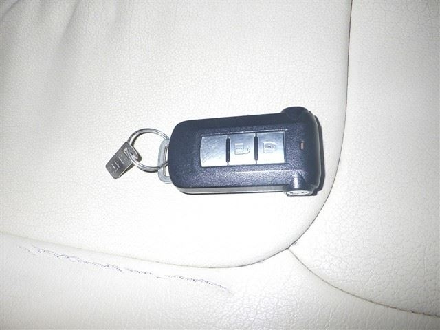 MITSUBISHI DELICA D5 2010