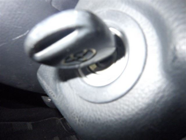 TOYOTA HARRIER 2009