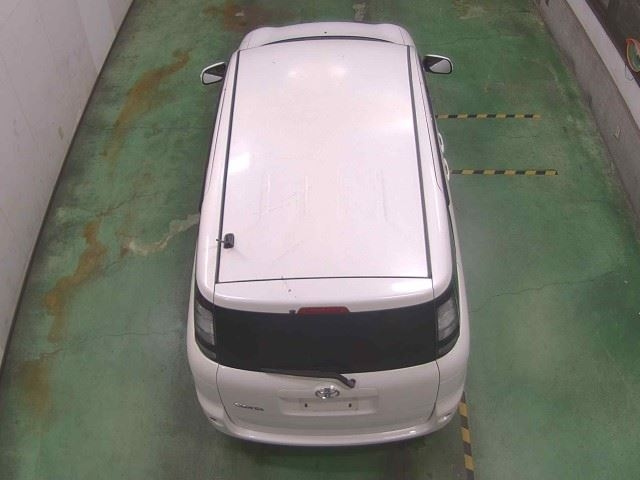 TOYOTA SIENTA 2014