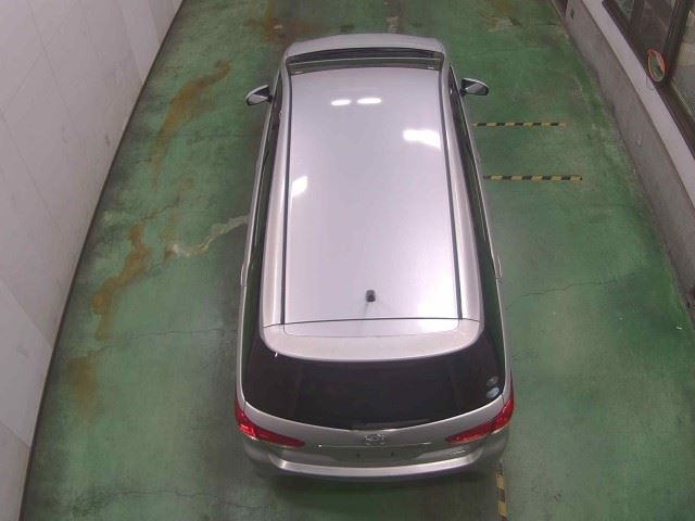 TOYOTA WISH 2010