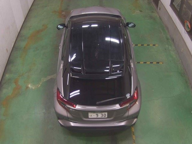 TOYOTA C-HR 2018