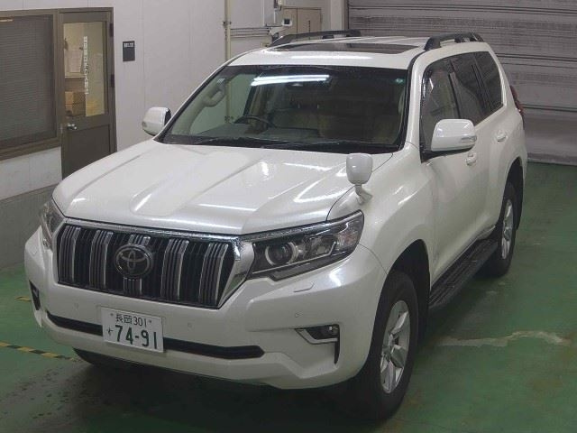 TOYOTA LAND CRUISER PRADO 2017