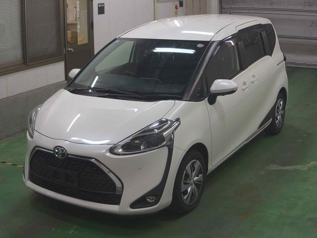 TOYOTA SIENTA 2018
