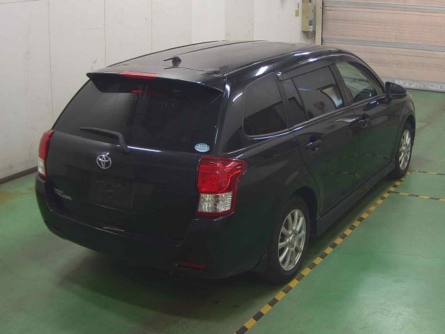 TOYOTA COROLLA FIELDER 2015