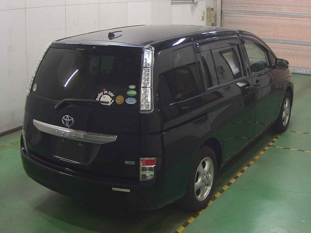 TOYOTA ISIS 2014