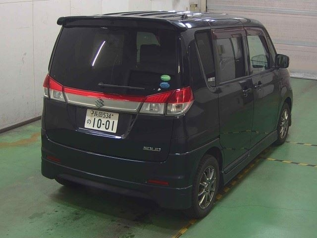 SUZUKI SOLIO 2013