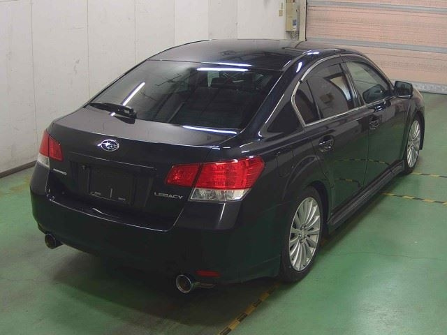 SUBARU LEGACY B4 2010