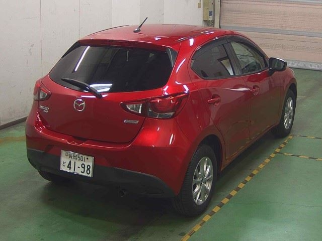 MAZDA DEMIO 2015