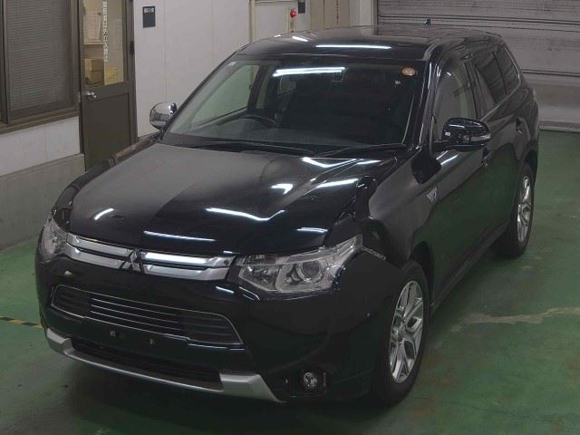 MITSUBISHI OUTLANDER PHEV 2015