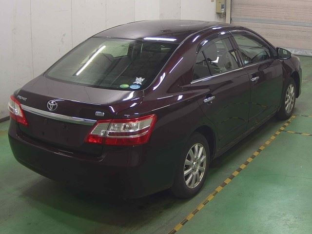 TOYOTA PREMIO 2016