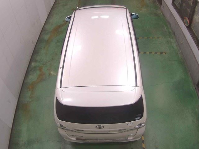 TOYOTA VELLFIRE 2011