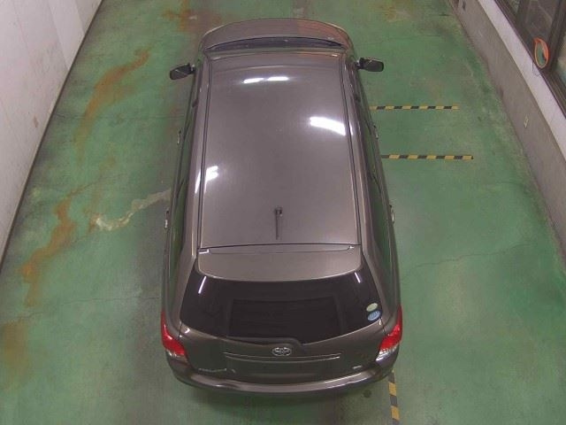 TOYOTA COROLLA FIELDER 2010