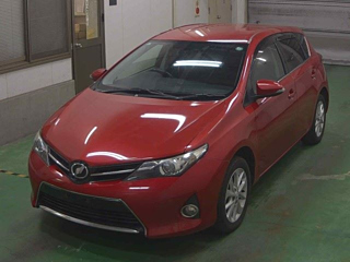 TOYOTA AURIS 2013