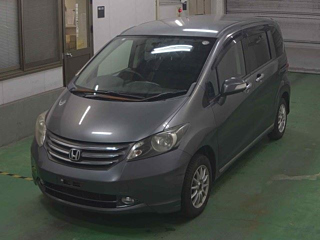 HONDA FREED 2010