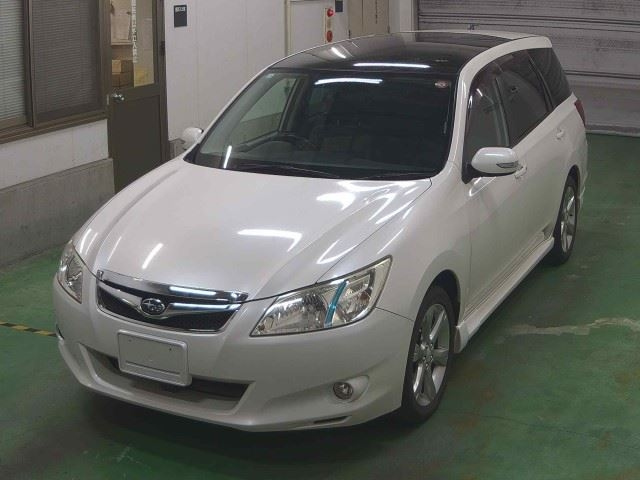 SUBARU EXIGA 2010
