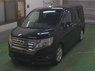 HONDA STEP WAGON 2013