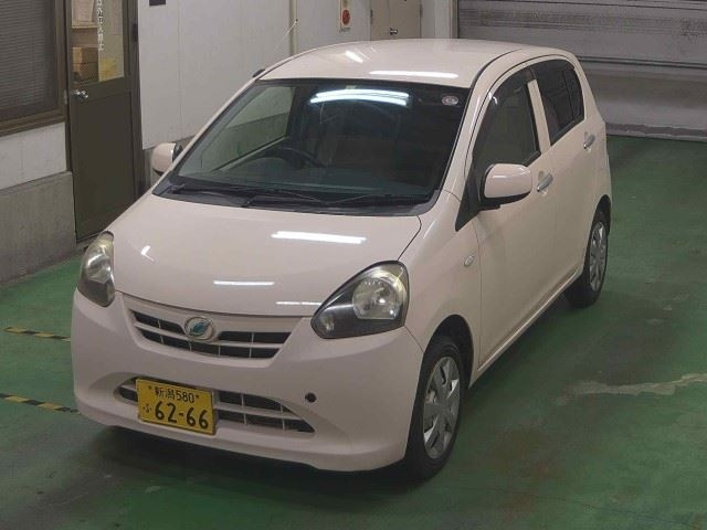 DAIHATSU MIRA E S 2012