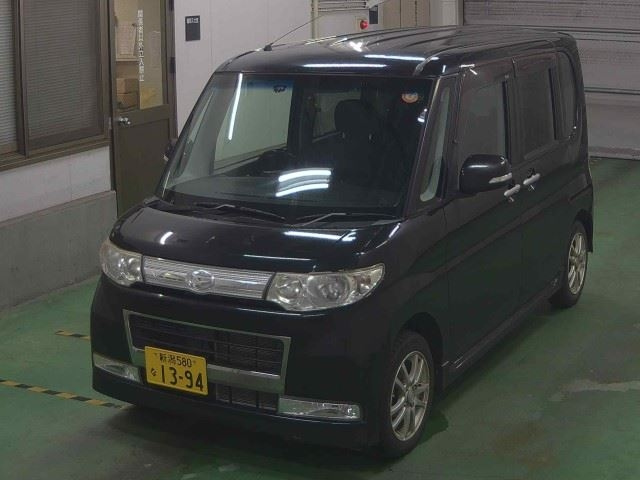 DAIHATSU TANTO 2010