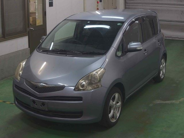 TOYOTA RACTIS 2010