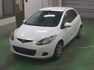 MAZDA DEMIO 2010