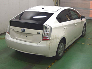 TOYOTA PRIUS 2011