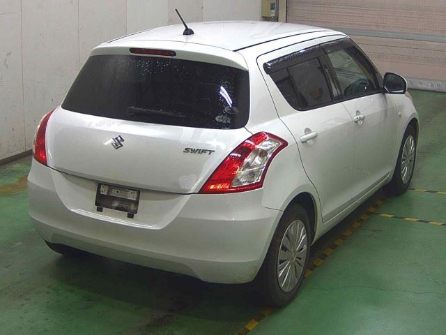 SUZUKI SWIFT 2011