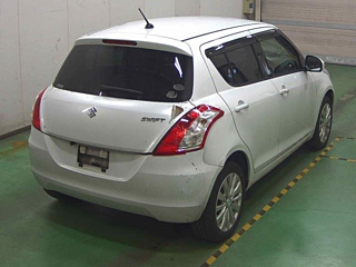 SUZUKI SWIFT 2012
