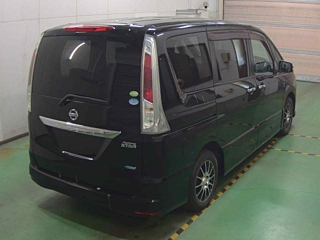 NISSAN SERENA 2011