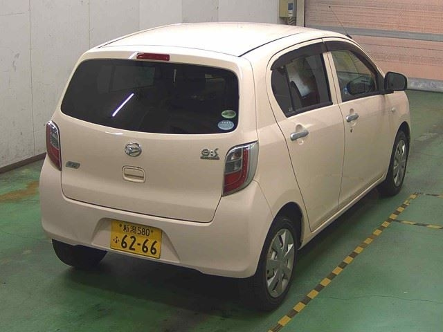 DAIHATSU MIRA E S 2012