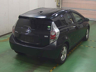 TOYOTA AQUA 2012